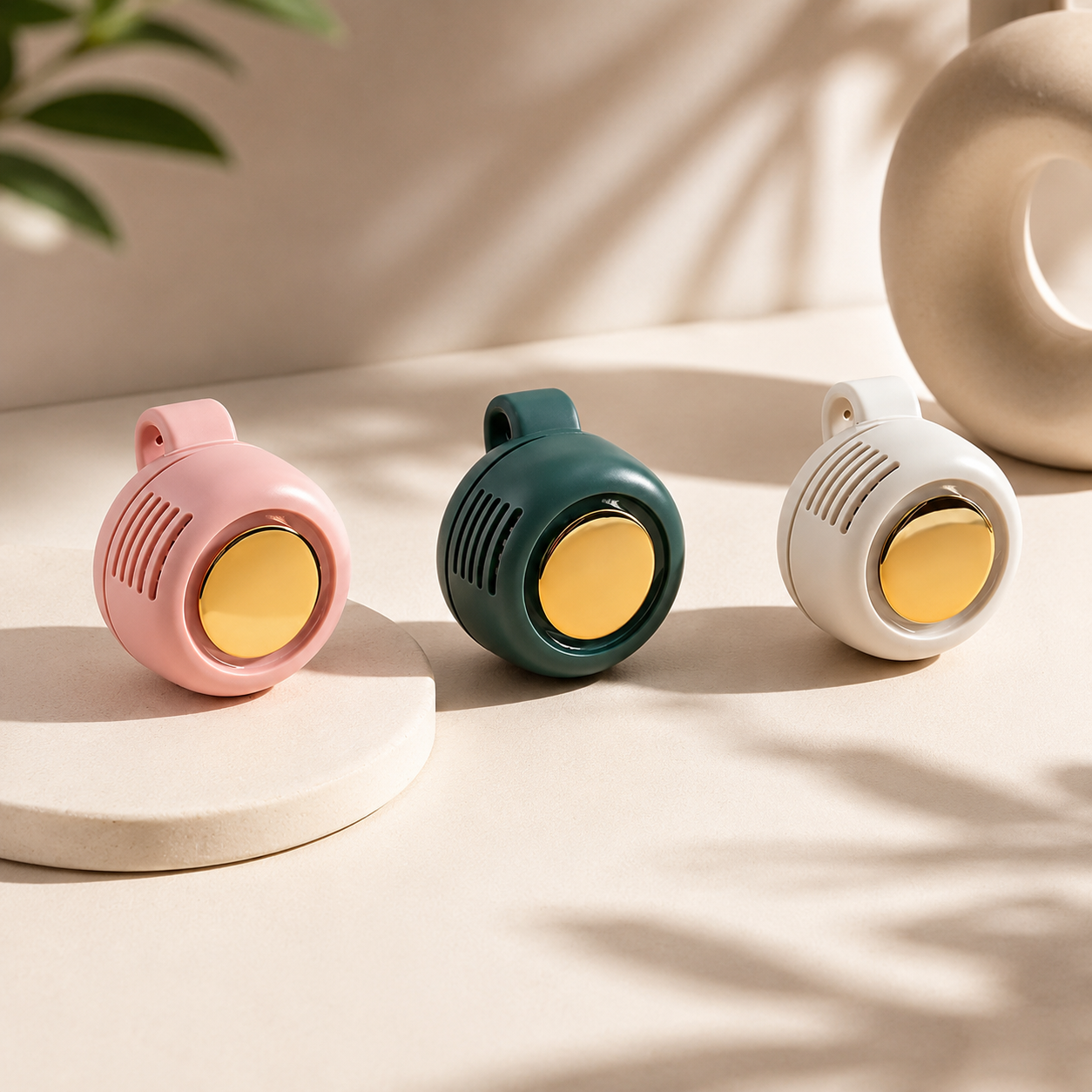 Gravixi AirClip™ – Mini Silent Clip-On Fan